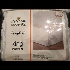 Home Accents King Bedskirt